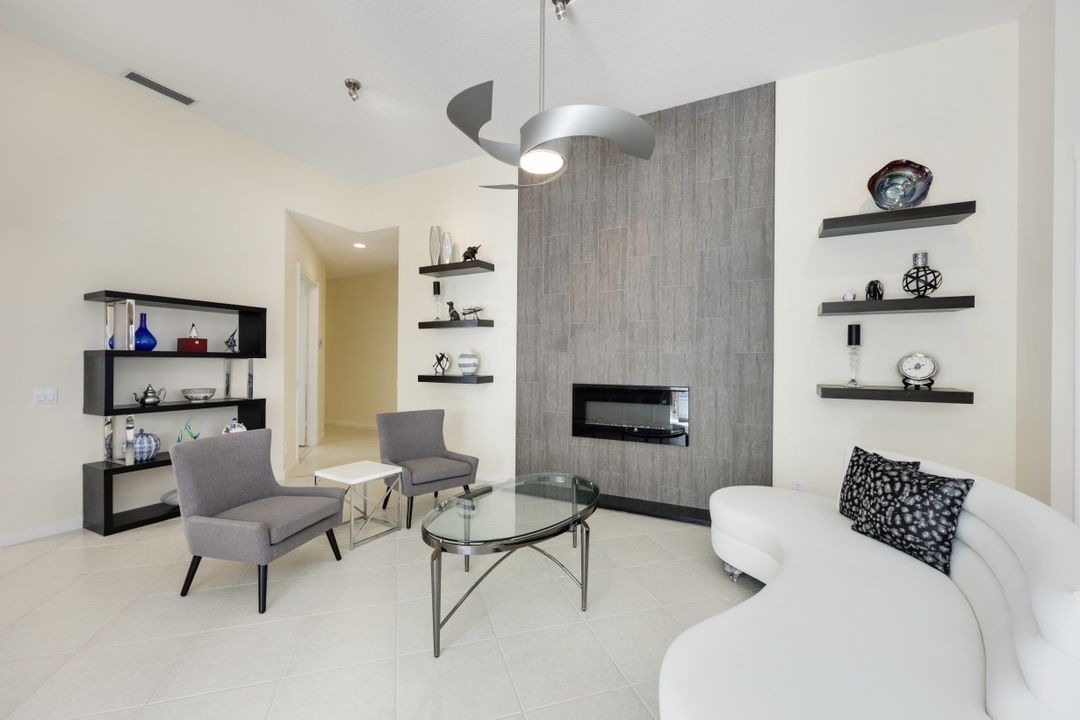 5972 Via Bella Ct, Naples, FL 34109