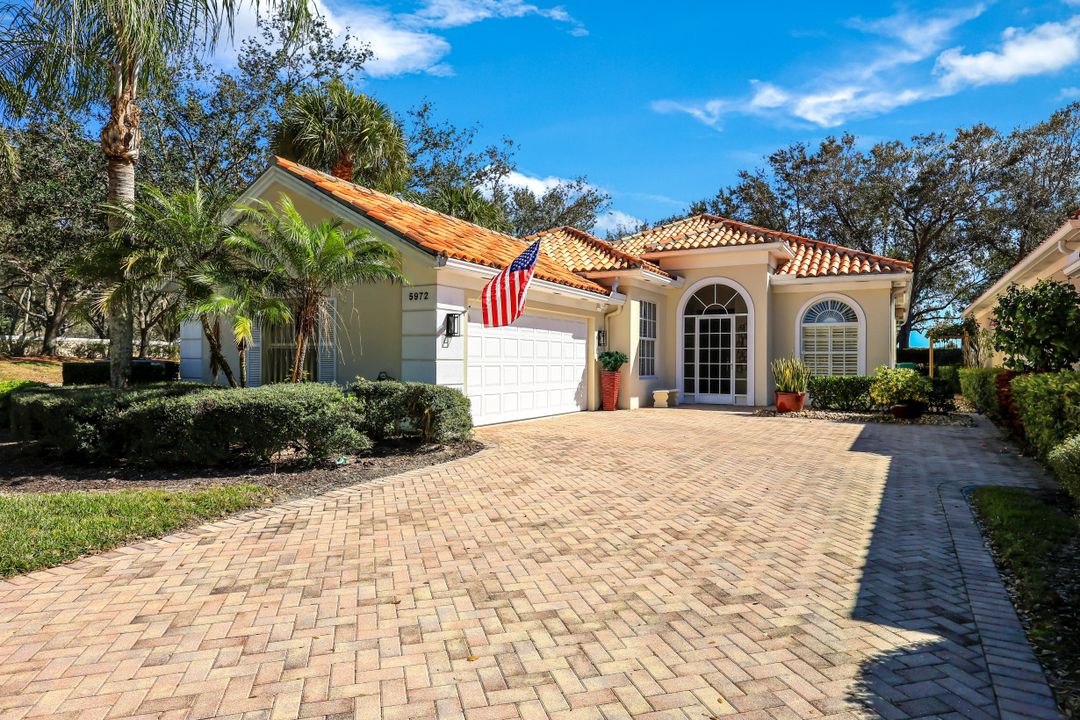 5972 Via Bella Ct, Naples, FL 34109