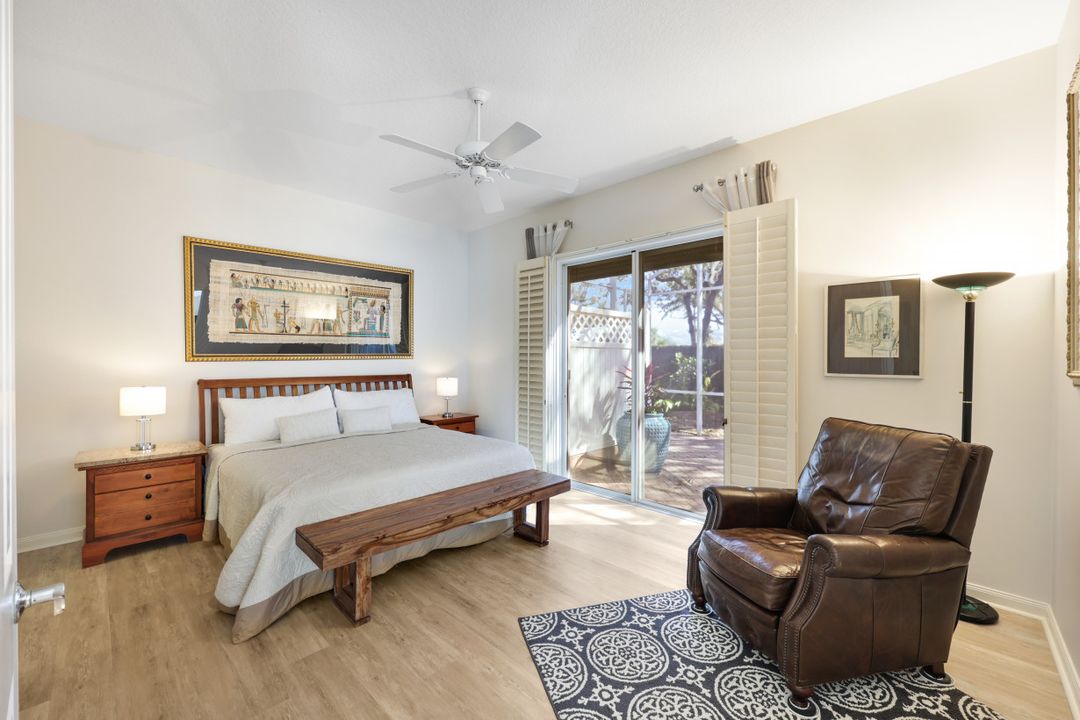 5972 Via Bella Ct, Naples, FL 34109