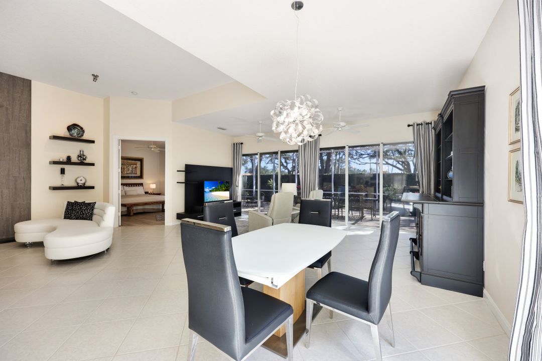 5972 Via Bella Ct, Naples, FL 34109