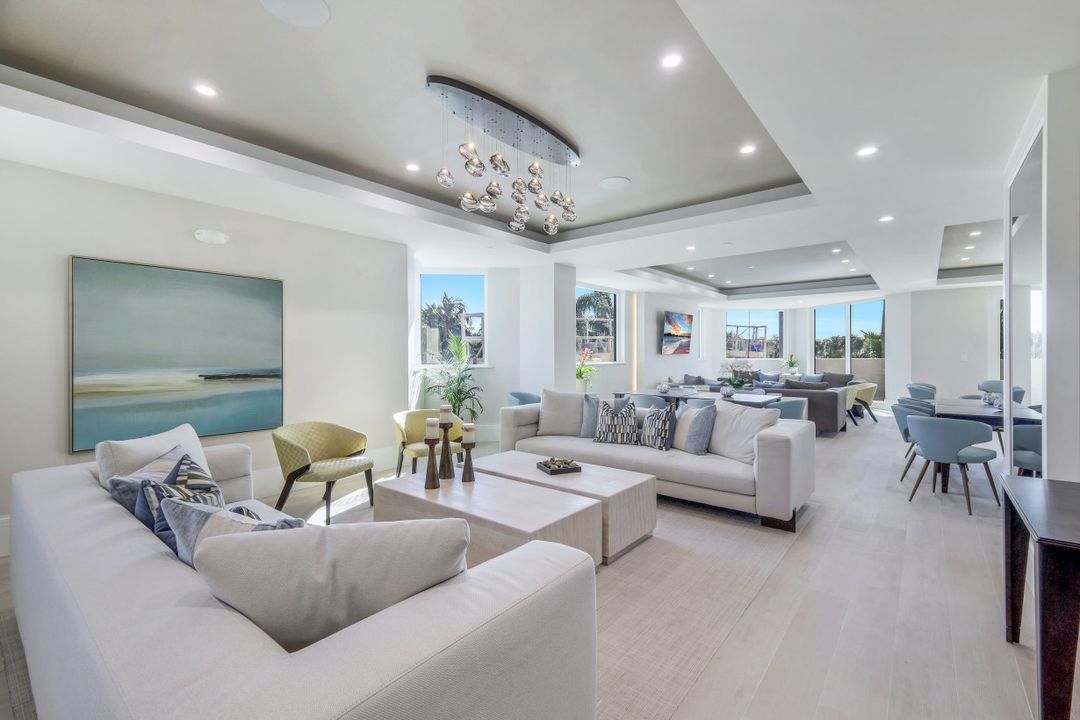 6001 Pelican Bay Blvd #1405, Naples, FL 34108