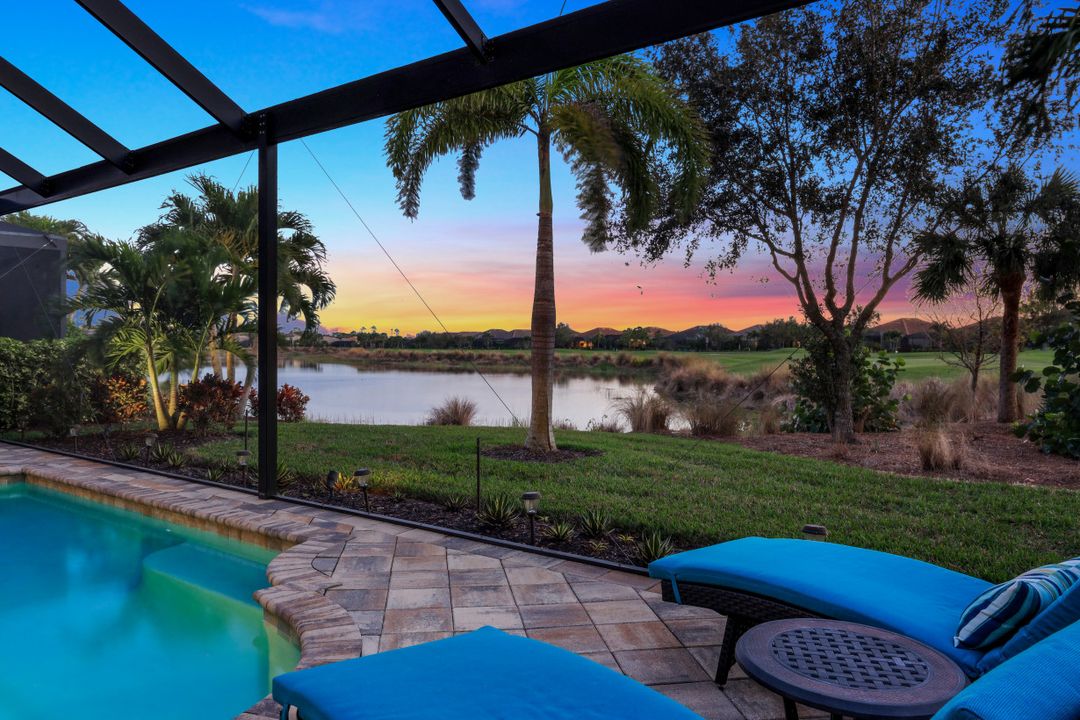 9368 Terresina Dr, Naples, FL 34119
