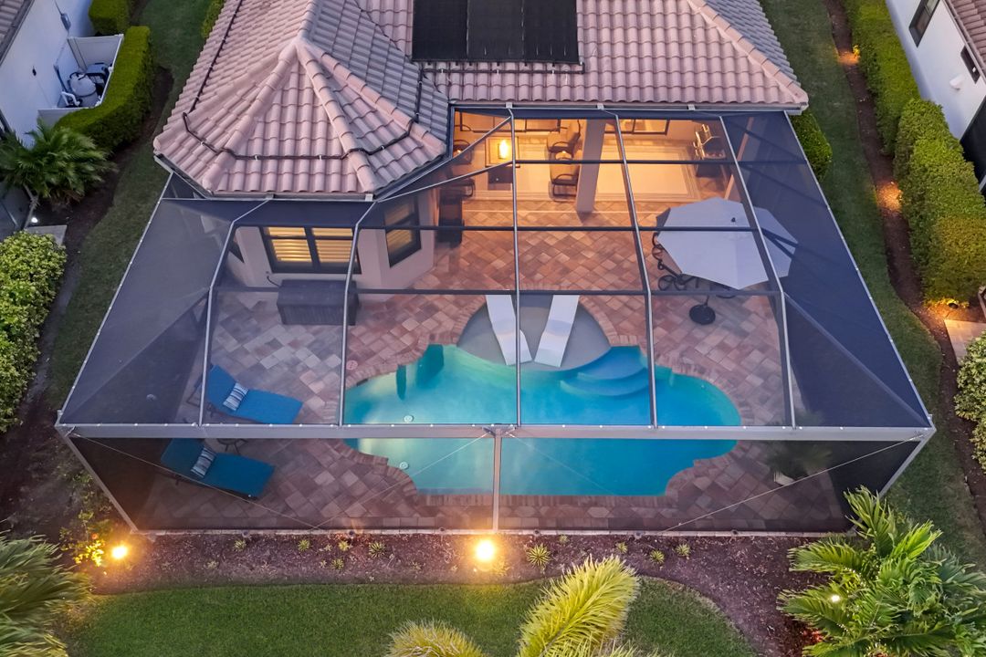 9368 Terresina Dr, Naples, FL 34119