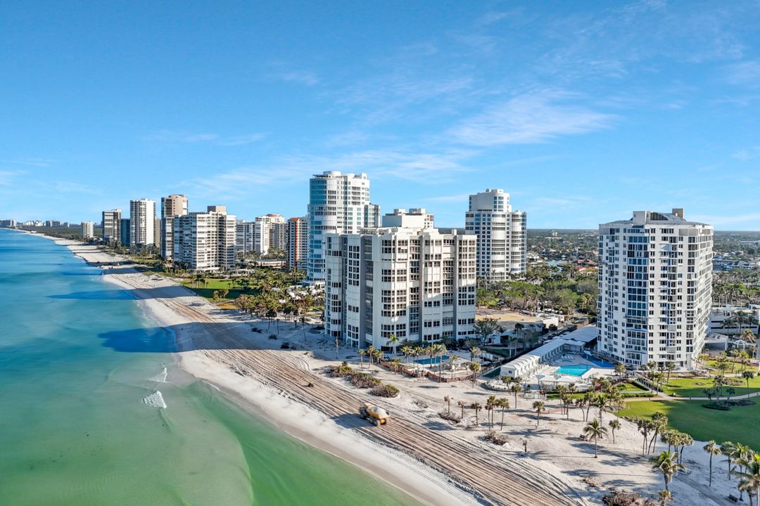 4041 Gulf Shore Blvd N #1403, Naples, FL 34103