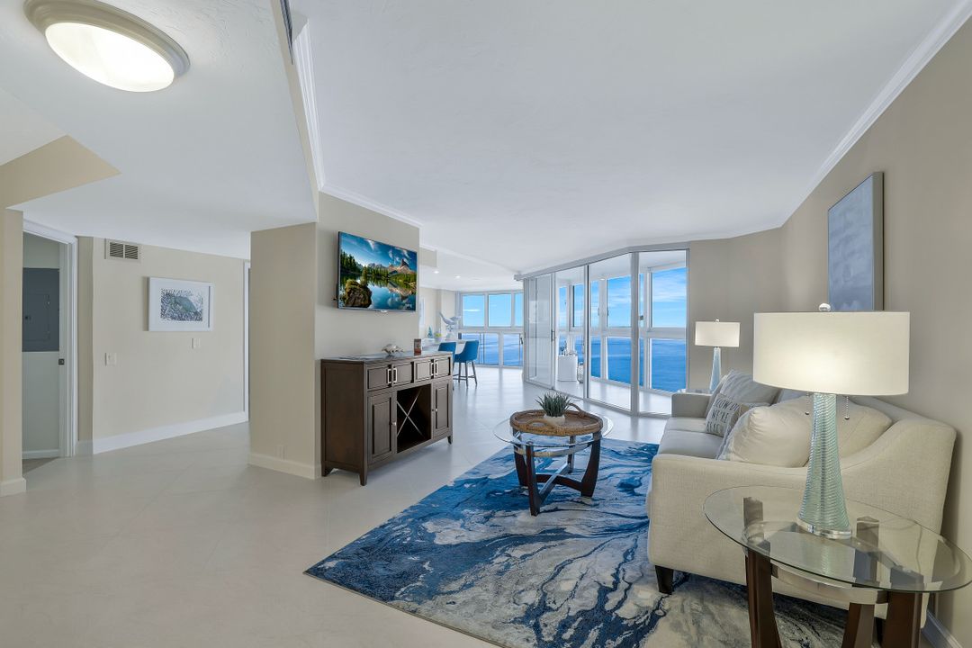 4041 Gulf Shore Blvd N #1403, Naples, FL 34103