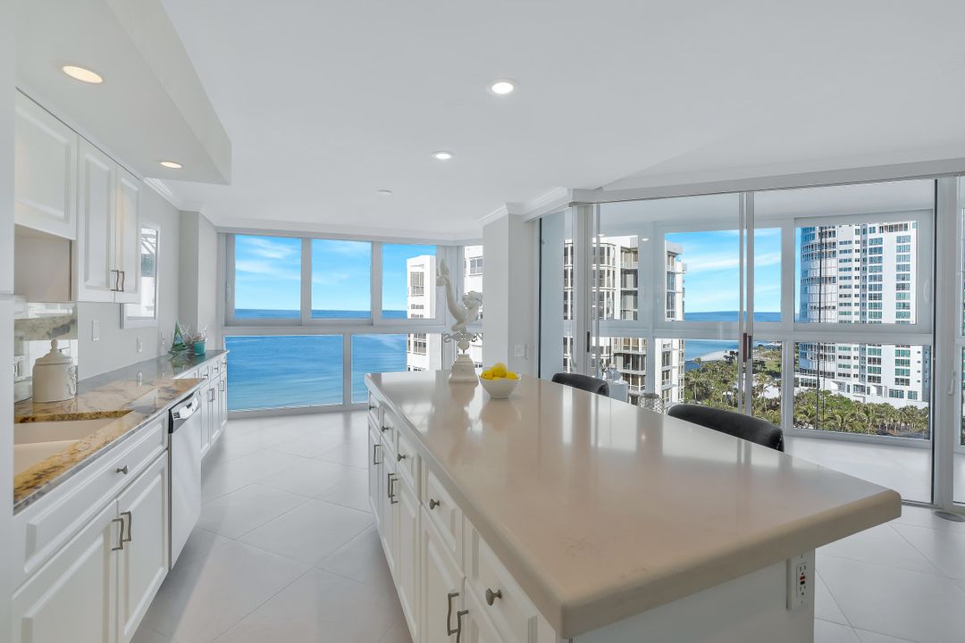 4041 Gulf Shore Blvd N #1403, Naples, FL 34103