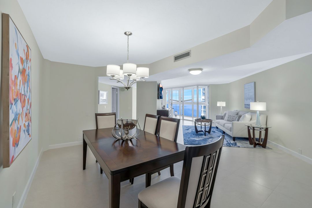 4041 Gulf Shore Blvd N #1403, Naples, FL 34103
