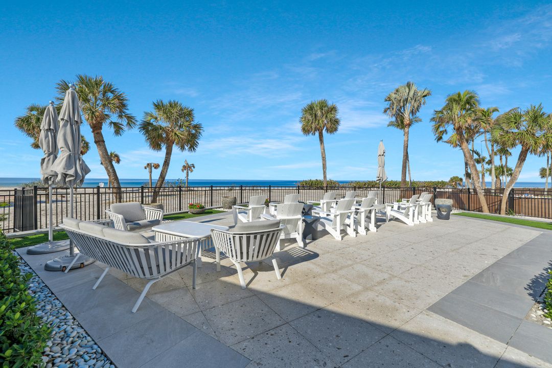 4041 Gulf Shore Blvd N #1403, Naples, FL 34103