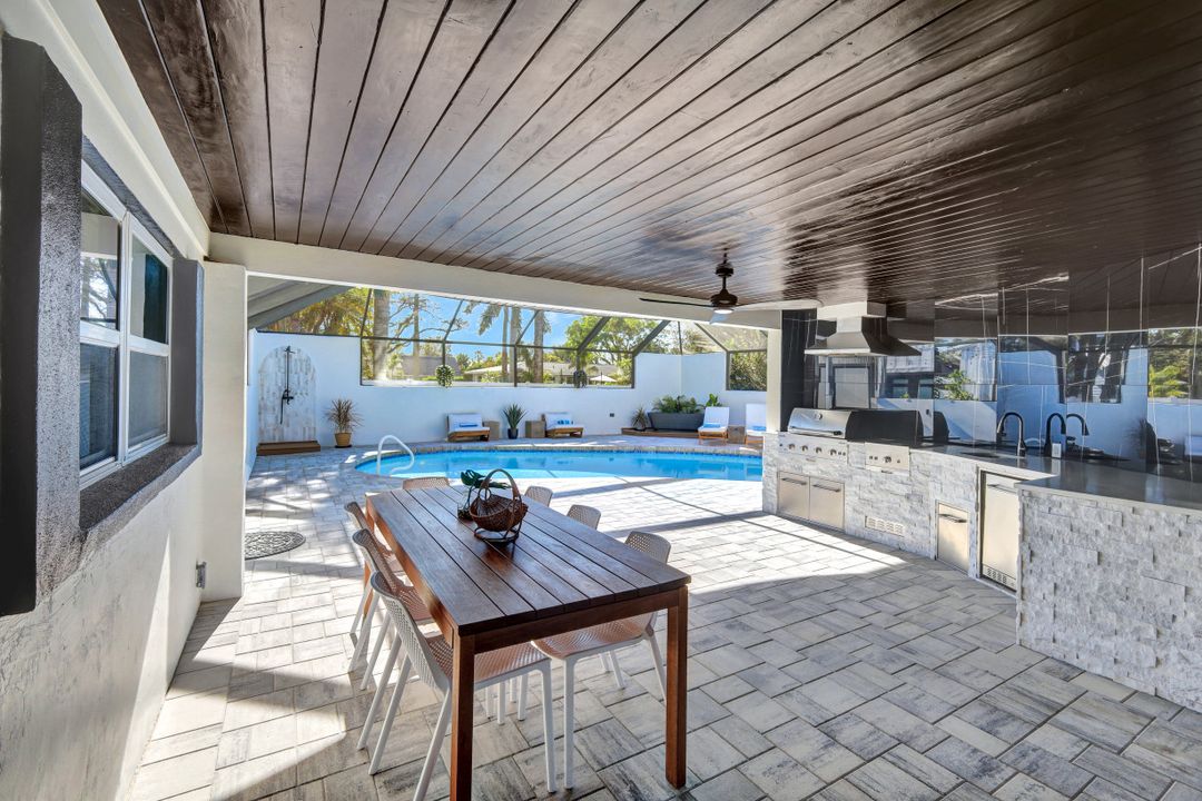 800 Sunset Vista Dr, Fort Myers, FL 33919