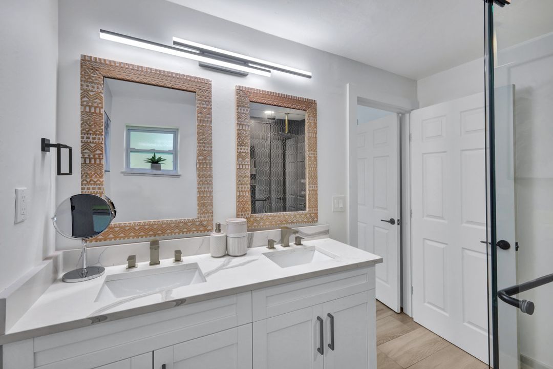 800 Sunset Vista Dr, Fort Myers, FL 33919