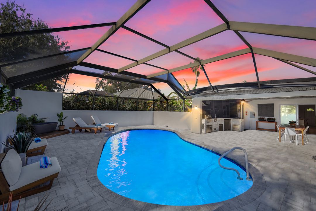 800 Sunset Vista Dr, Fort Myers, FL 33919