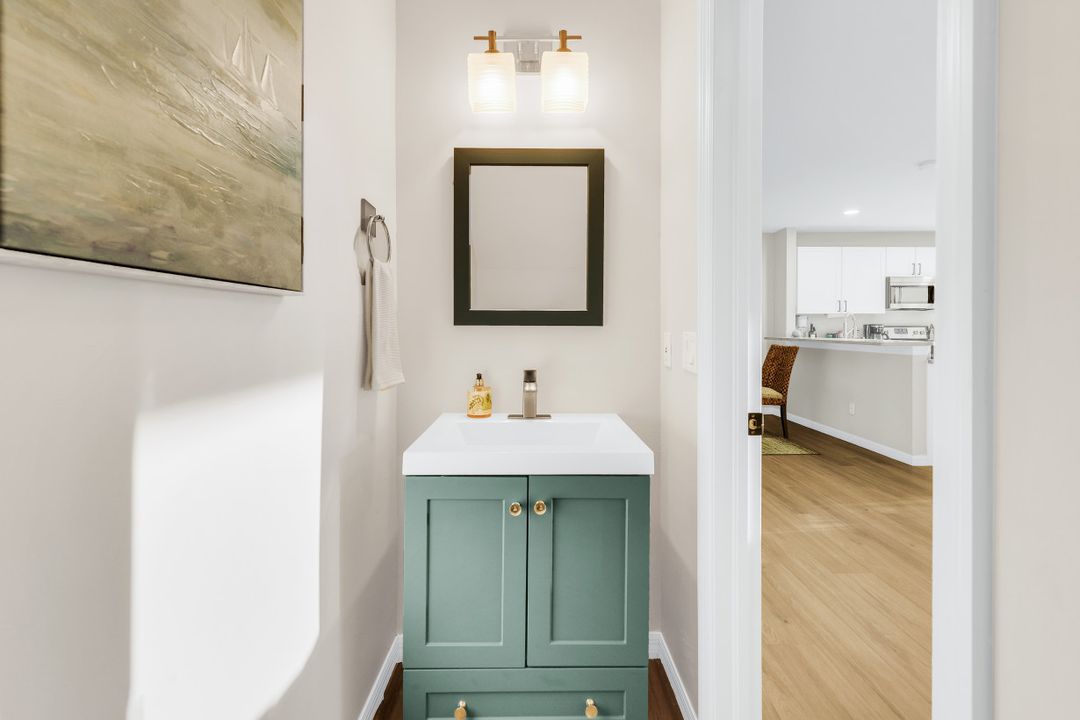 27106 Oakwood Lake Dr, Bonita Springs, FL 34134