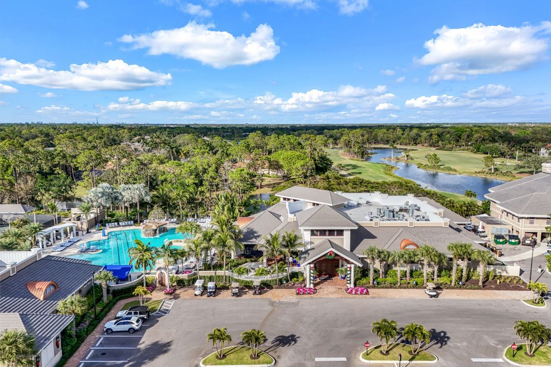 2390 King Palm Way, Naples, FL 34105