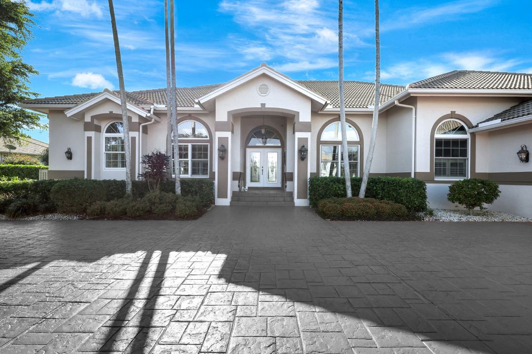 4615 Lighthouse Ln, Naples, FL 34112