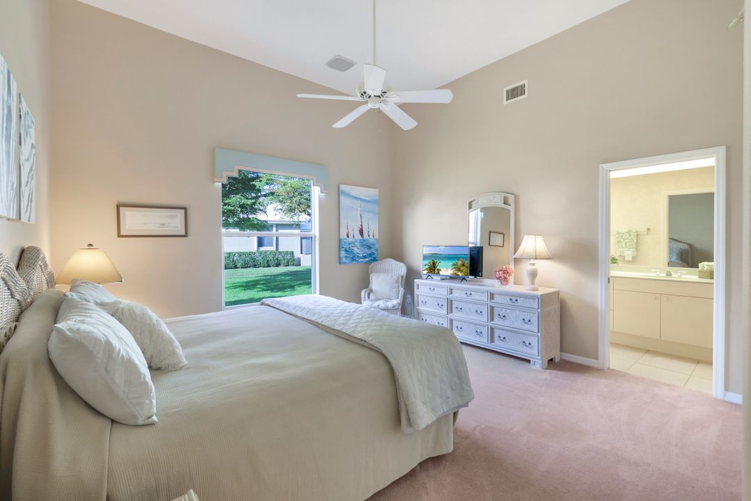 4615 Lighthouse Ln, Naples, FL 34112