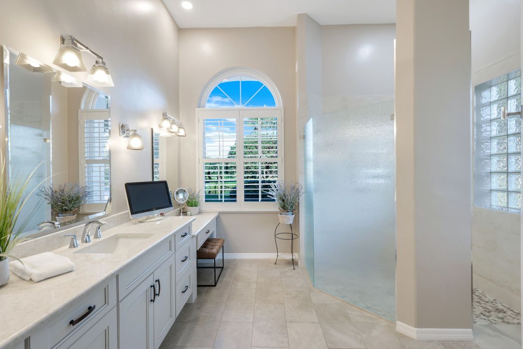 4615 Lighthouse Ln, Naples, FL 34112