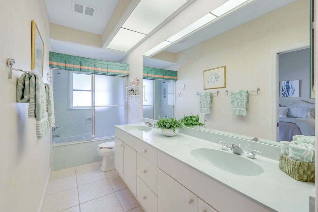 4615 Lighthouse Ln, Naples, FL 34112