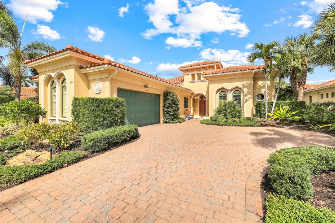 9854 Bay Meadow, Bonita Springs, FL 34135