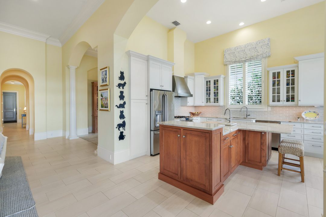 9854 Bay Meadow, Bonita Springs, FL 34135