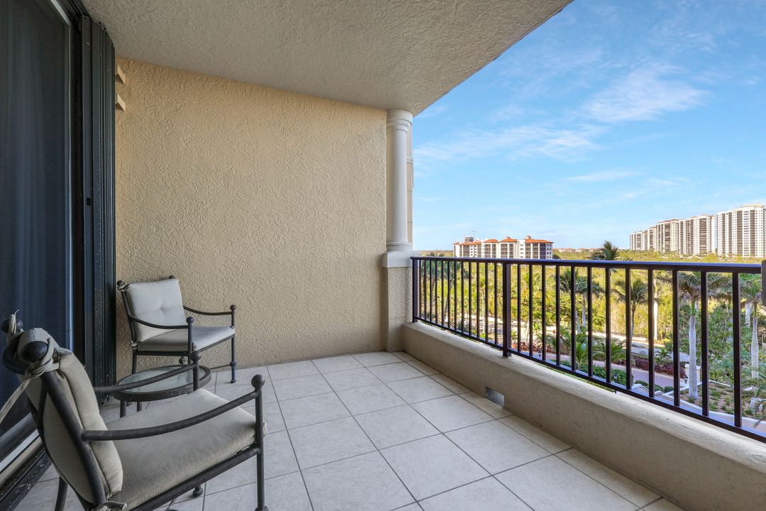 4875 Pelican Colony Blvd #502, Bonita Springs, FL 34134