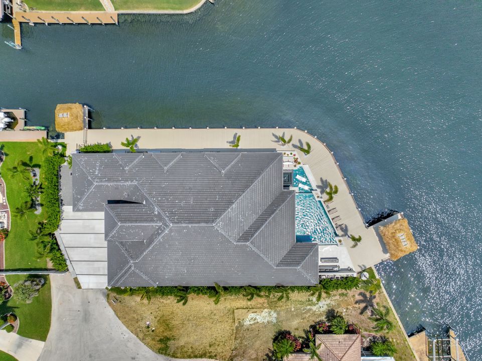 5346 Baypoint Ct, Cape Coral, FL 33904