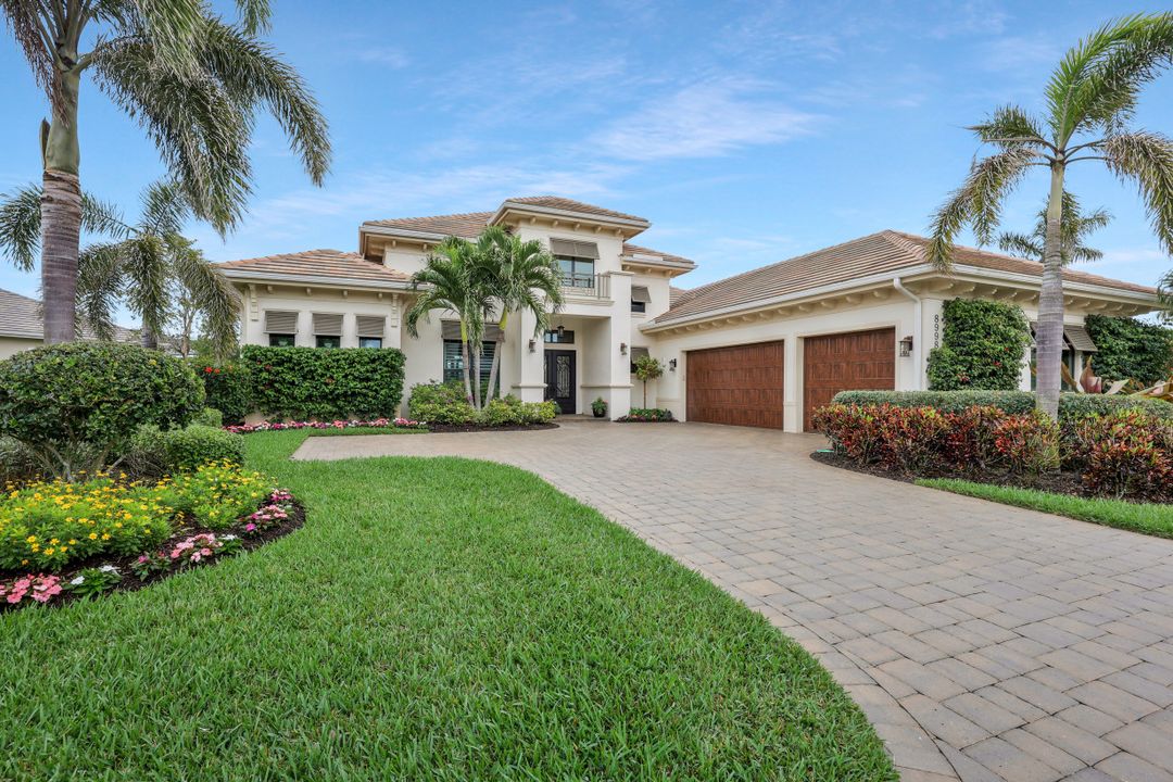 8998 Arezzo Ct, Naples, FL 34110