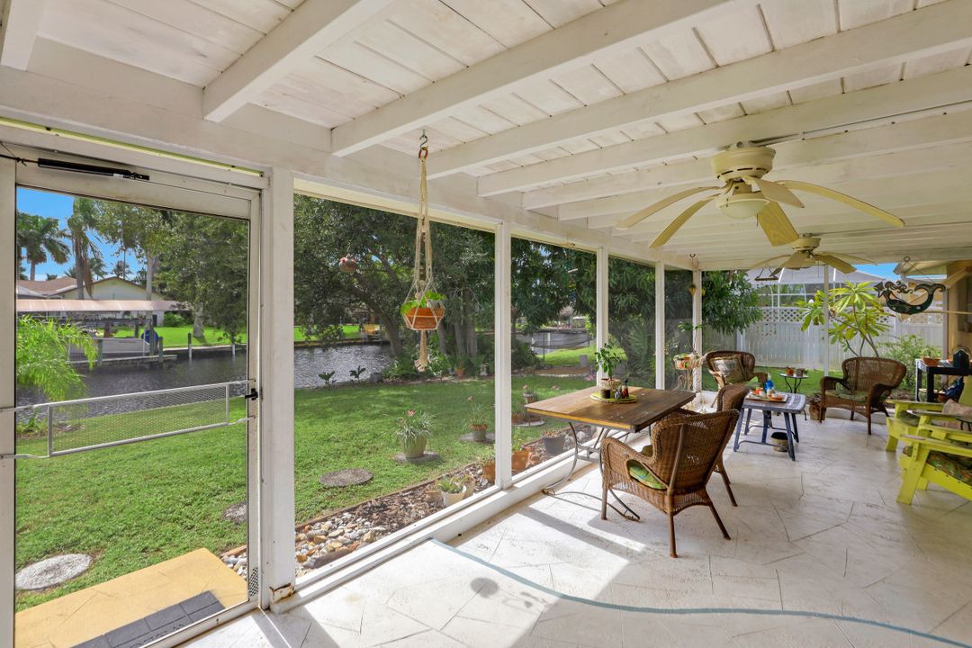 846 Monticello Ct, Cape Coral, FL 33904