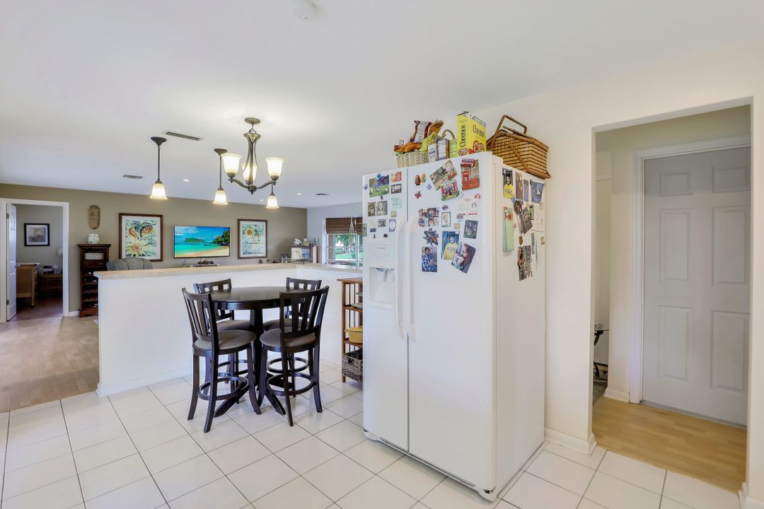 846 Monticello Ct, Cape Coral, FL 33904