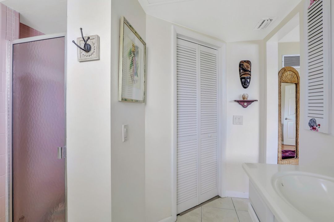 846 Monticello Ct, Cape Coral, FL 33904