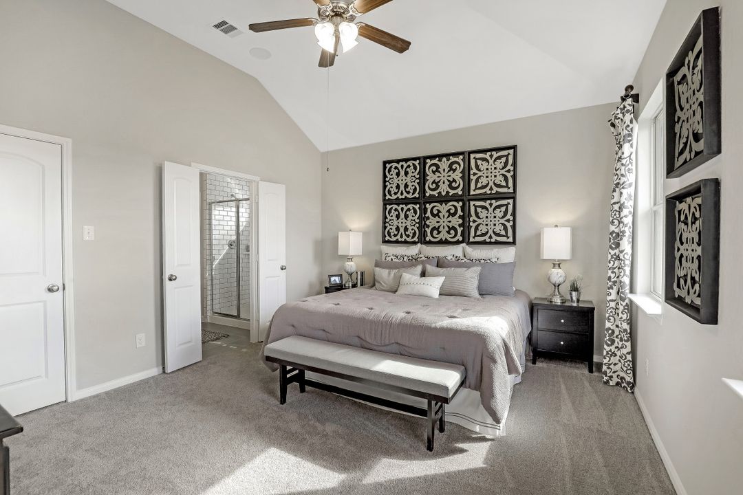 7778 W Little York Rd, Houston, TX 77040