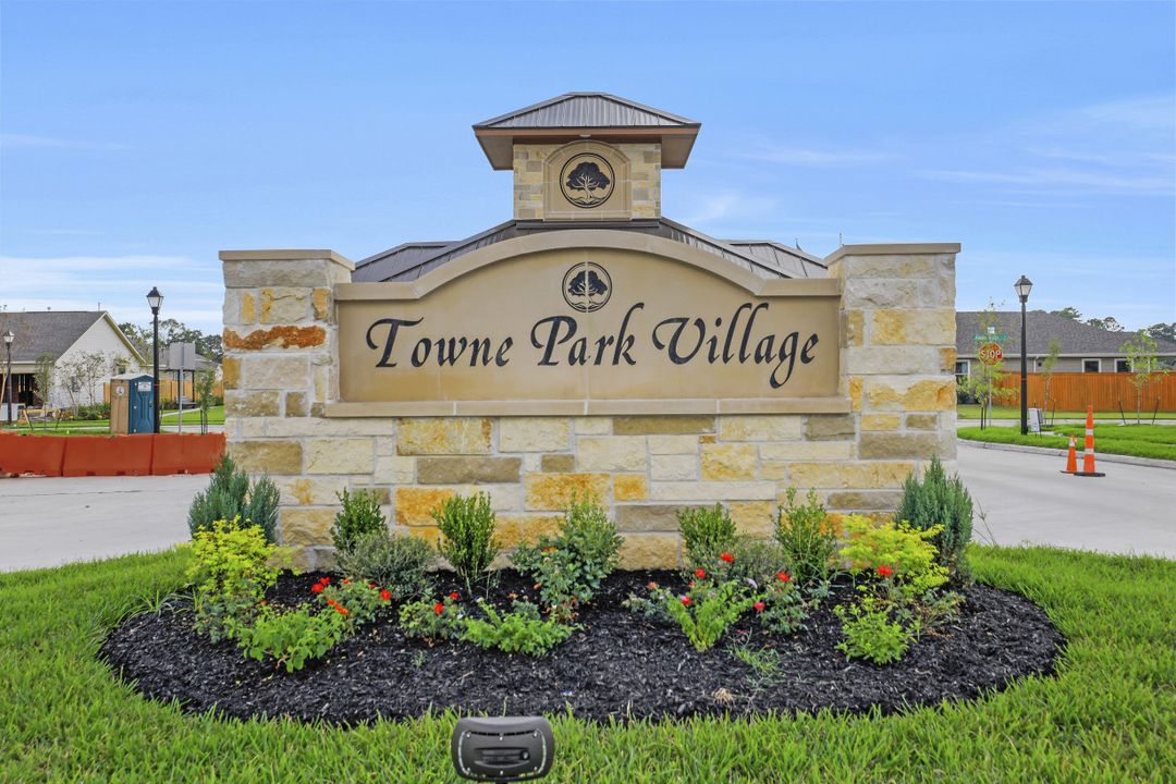 7778 W Little York Rd, Houston, TX 77040