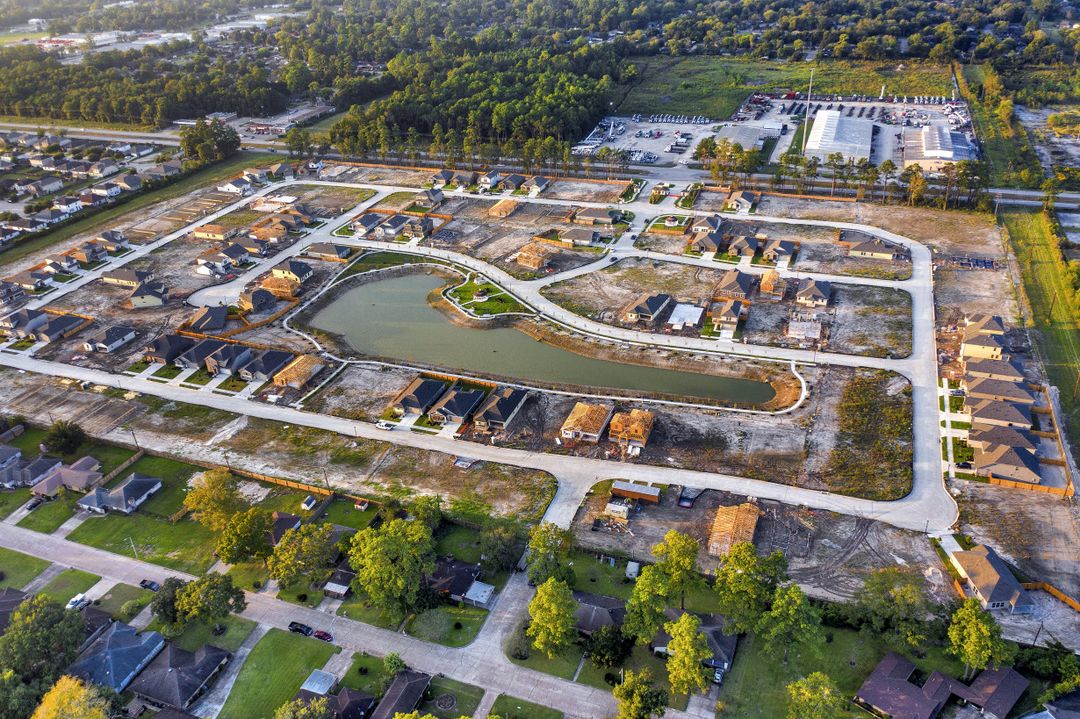 7778 W Little York Rd, Houston, TX 77040