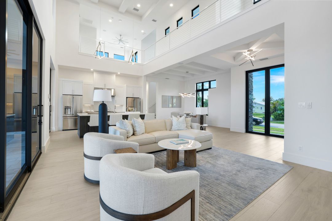 1071 Dana Ct, Marco Island, FL 34145