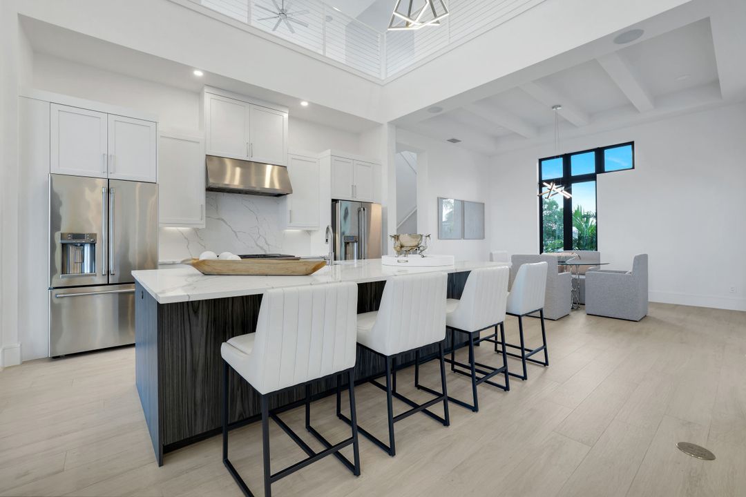 1071 Dana Ct, Marco Island, FL 34145