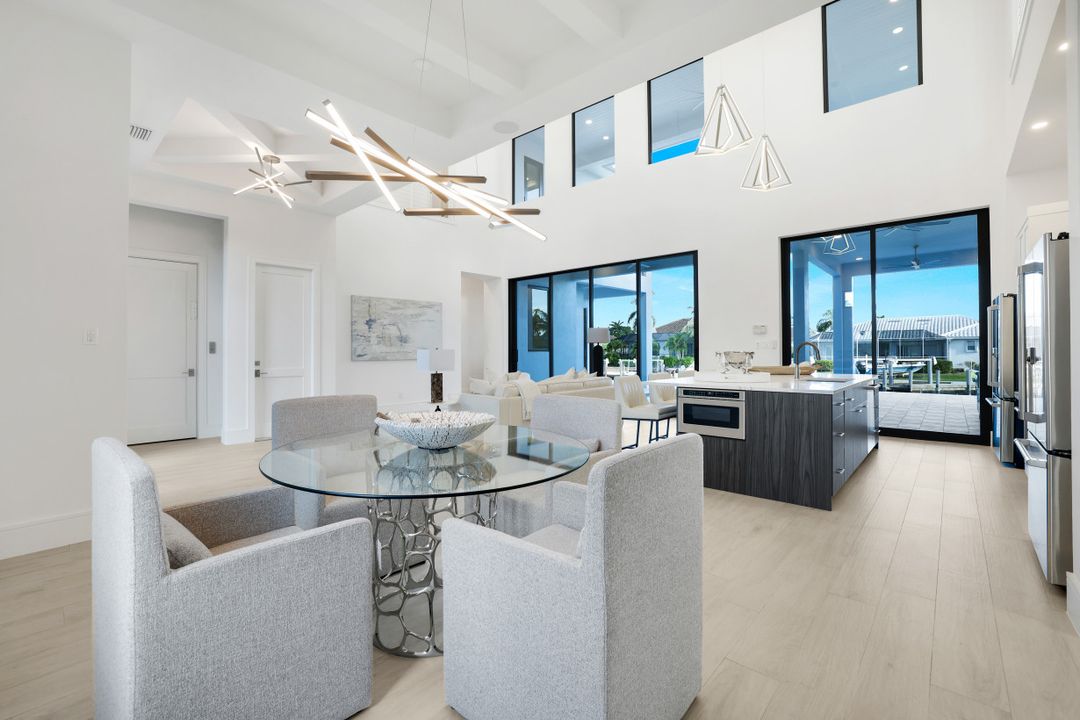 1071 Dana Ct, Marco Island, FL 34145