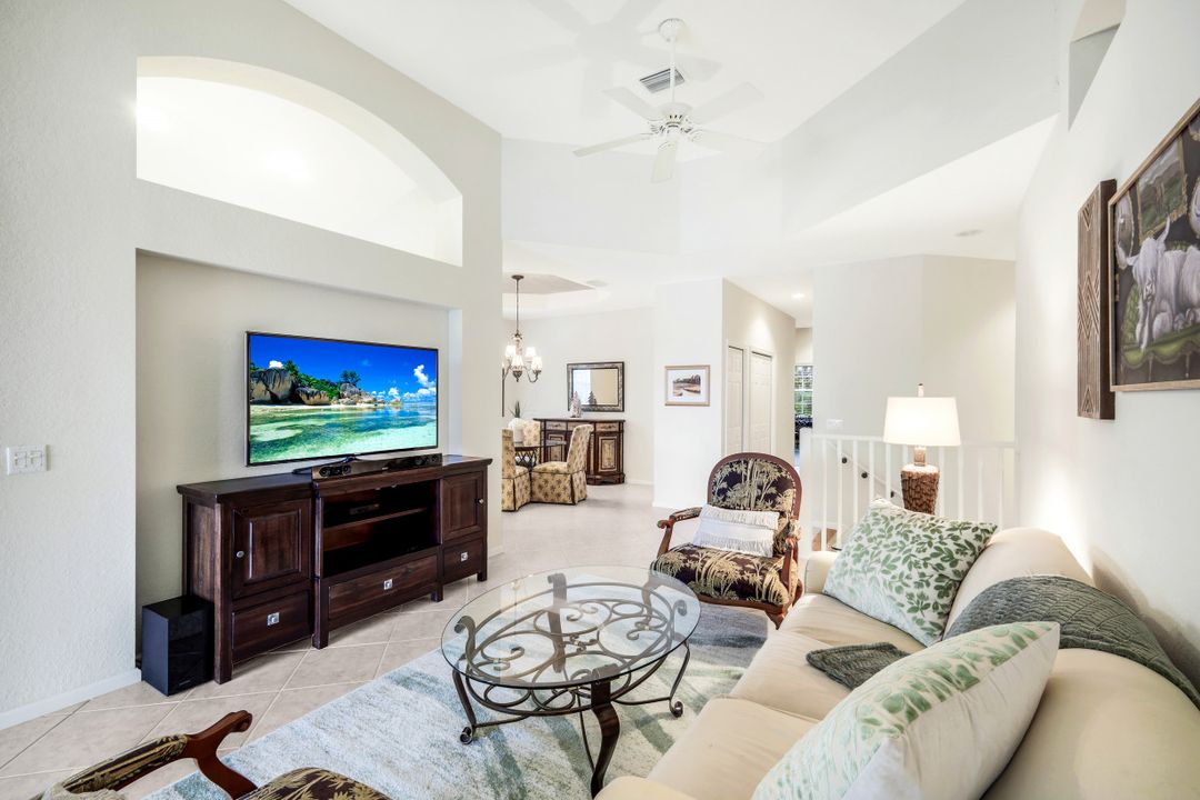 10392 Autumn Breeze Dr #202, Bonita Springs, FL 34135