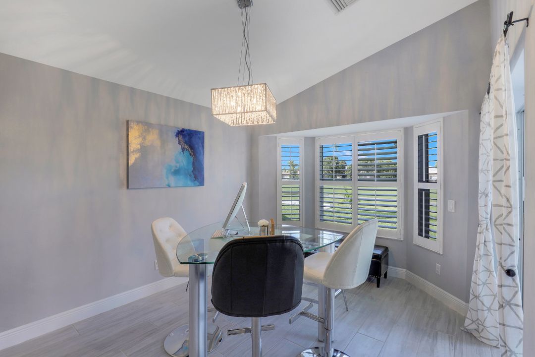 8417 Indian Wells Way, Naples, FL 34113