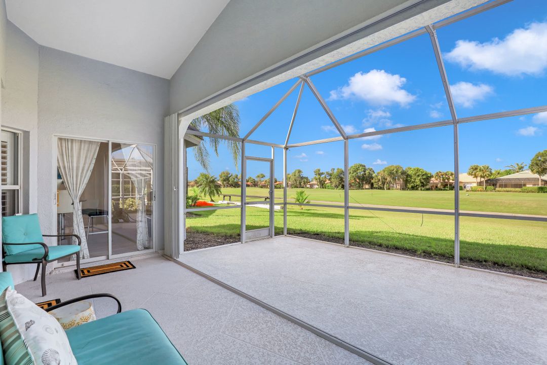 8417 Indian Wells Way, Naples, FL 34113