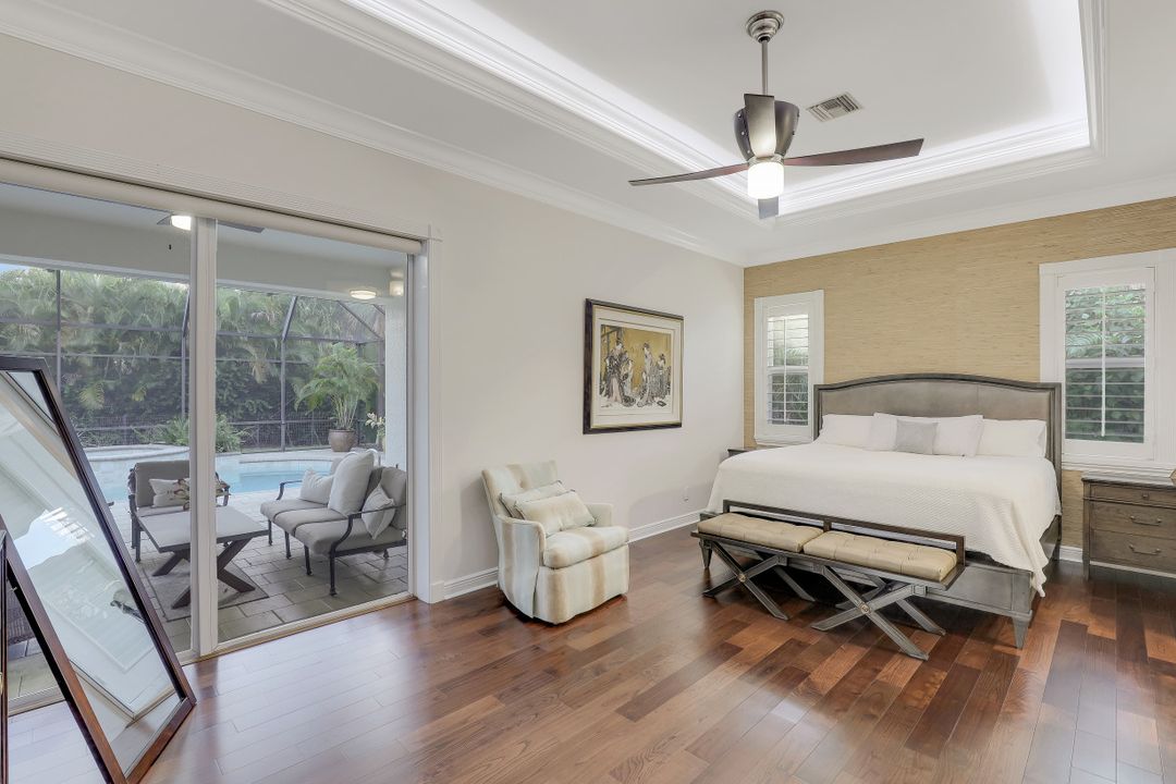 540 Orchid Dr, Naples, FL 34102