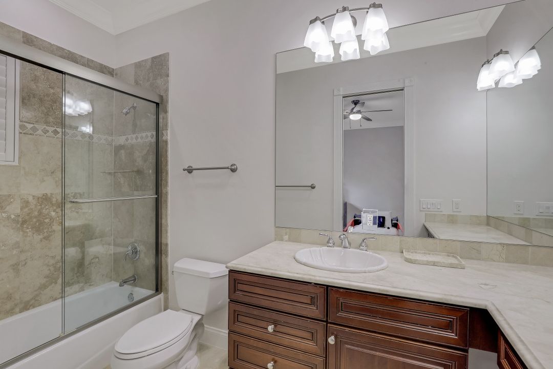 540 Orchid Dr, Naples, FL 34102