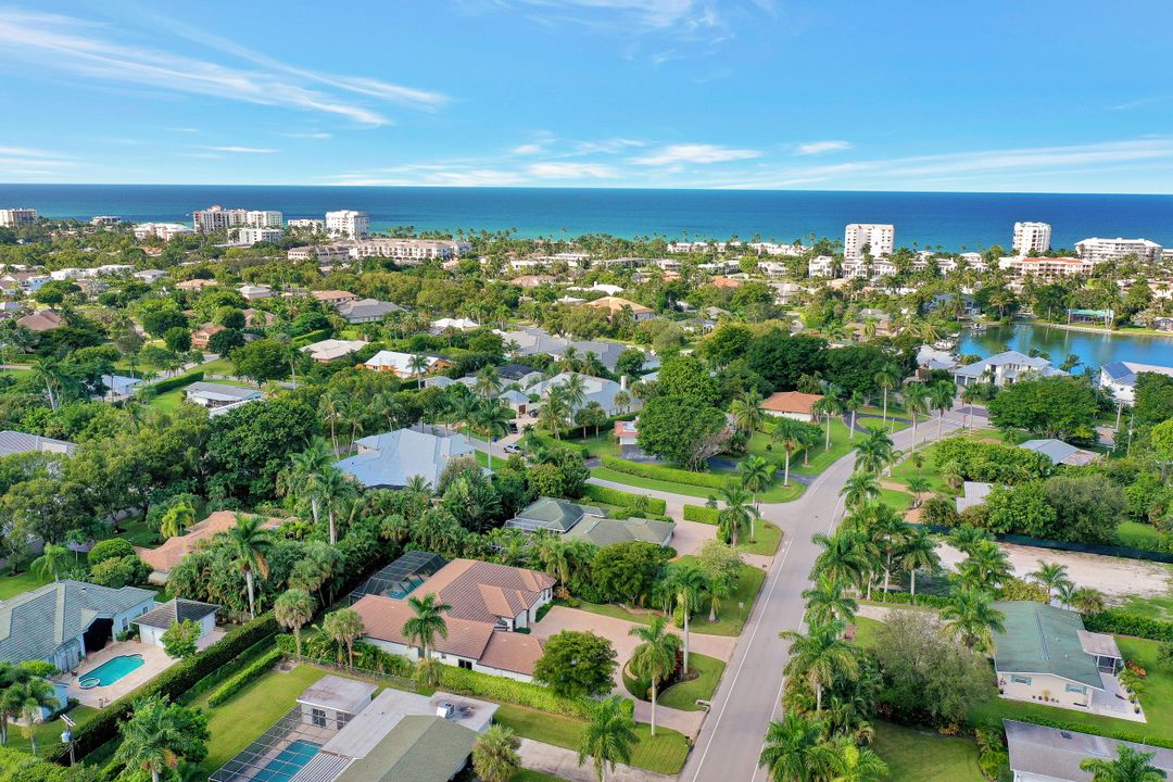 540 Orchid Dr, Naples, FL 34102