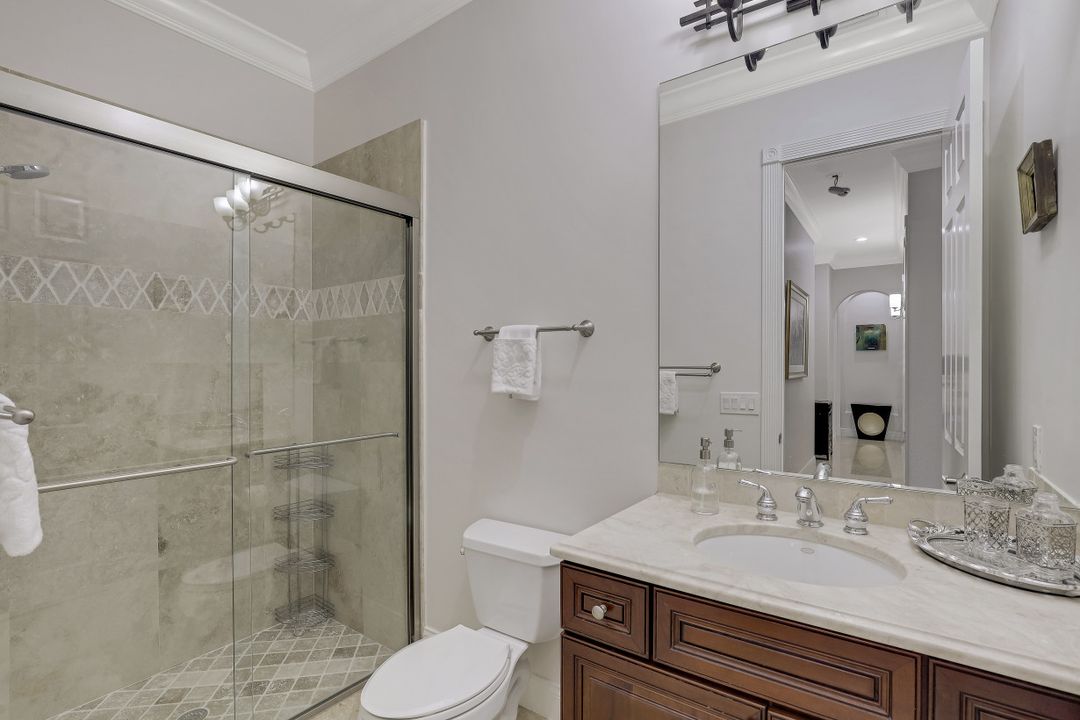 540 Orchid Dr, Naples, FL 34102