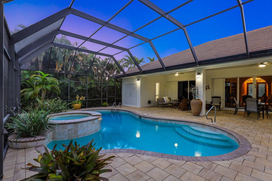 540 Orchid Dr, Naples, FL 34102