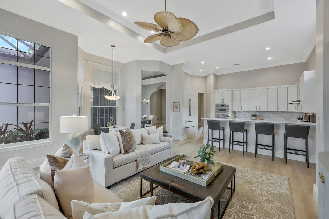 7398 Monteverde Way, Naples, FL 34119