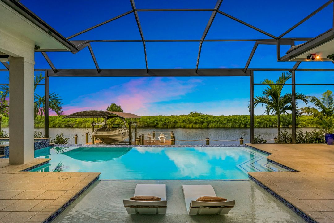 3236 Surfside Blvd, Cape Coral, FL 33914