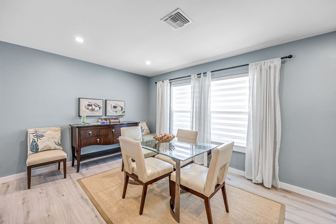 1112 SE 31st St, Cape Coral, FL 33904