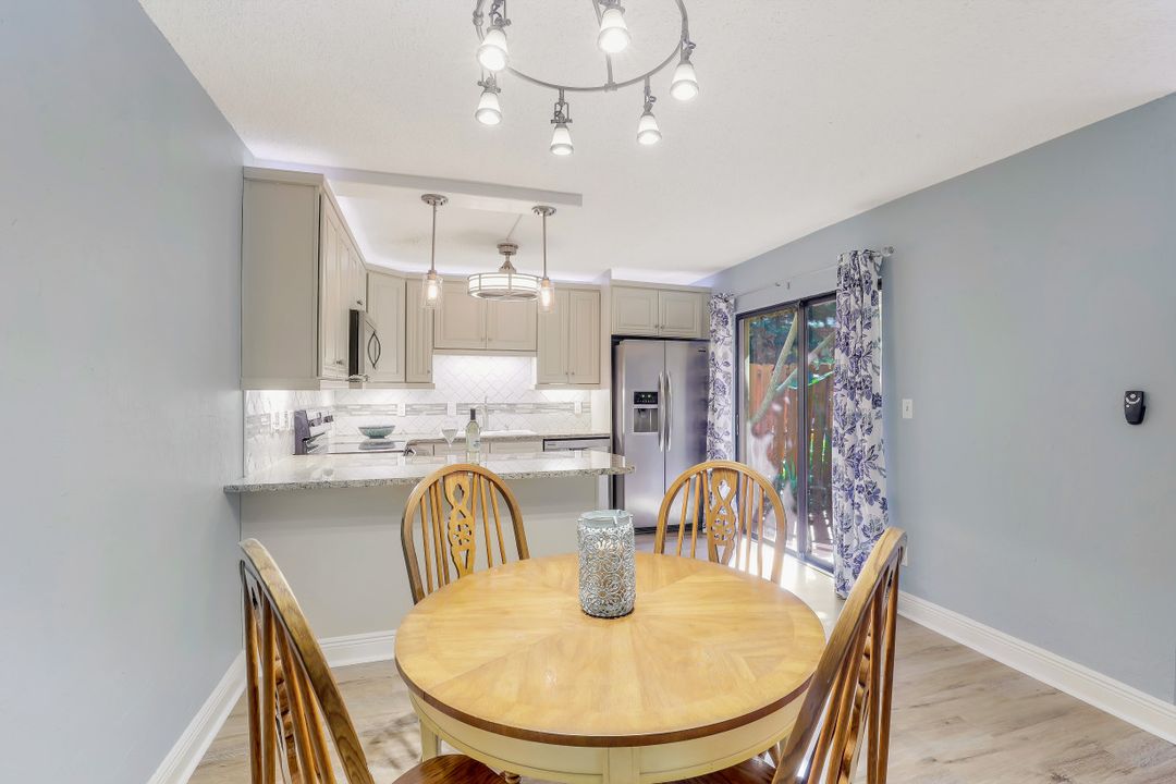 1710 Park Meadows Dr #3, Fort Myers, FL 33907