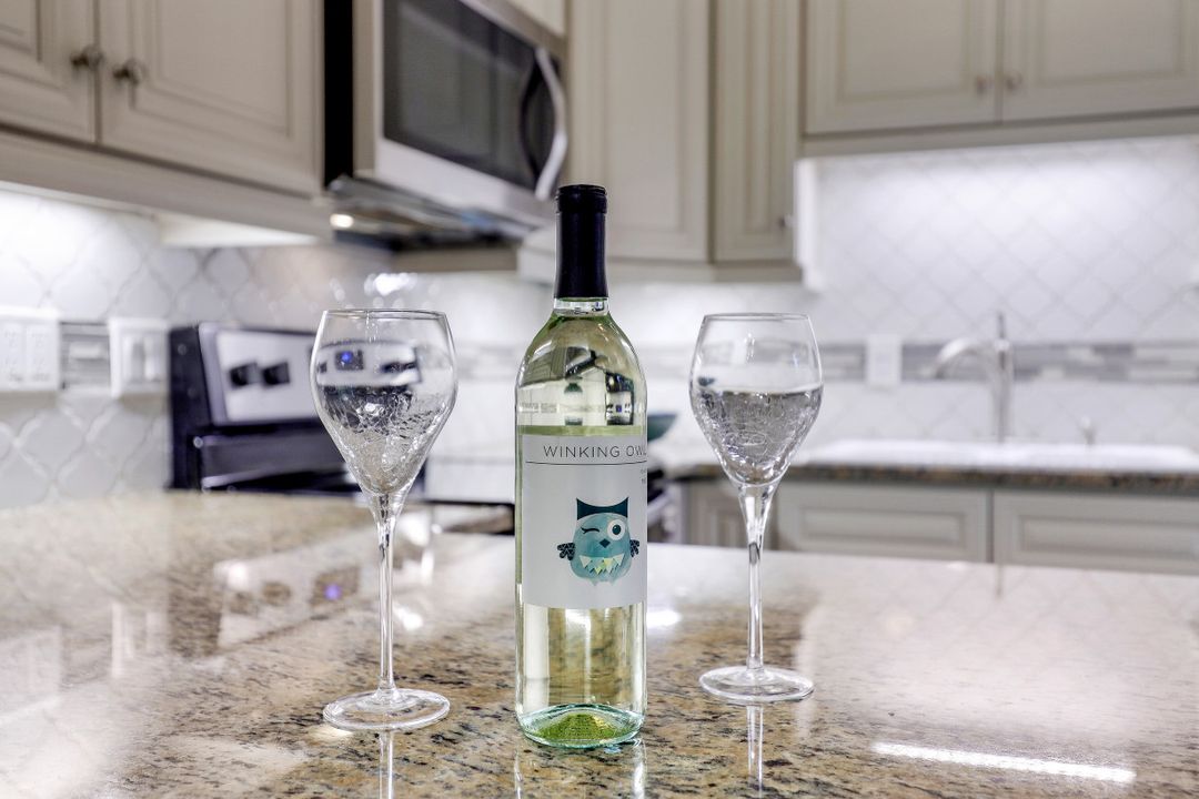 1710 Park Meadows Dr #3, Fort Myers, FL 33907