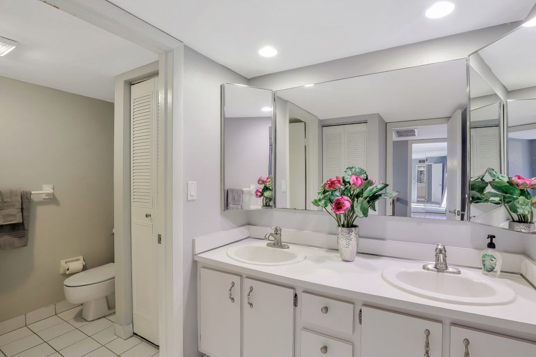 1710 Park Meadows Dr #3, Fort Myers, FL 33907