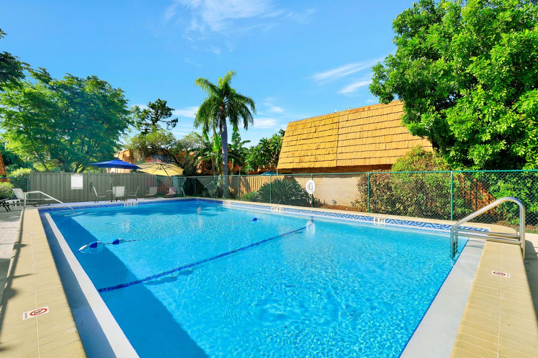 1710 Park Meadows Dr #3, Fort Myers, FL 33907